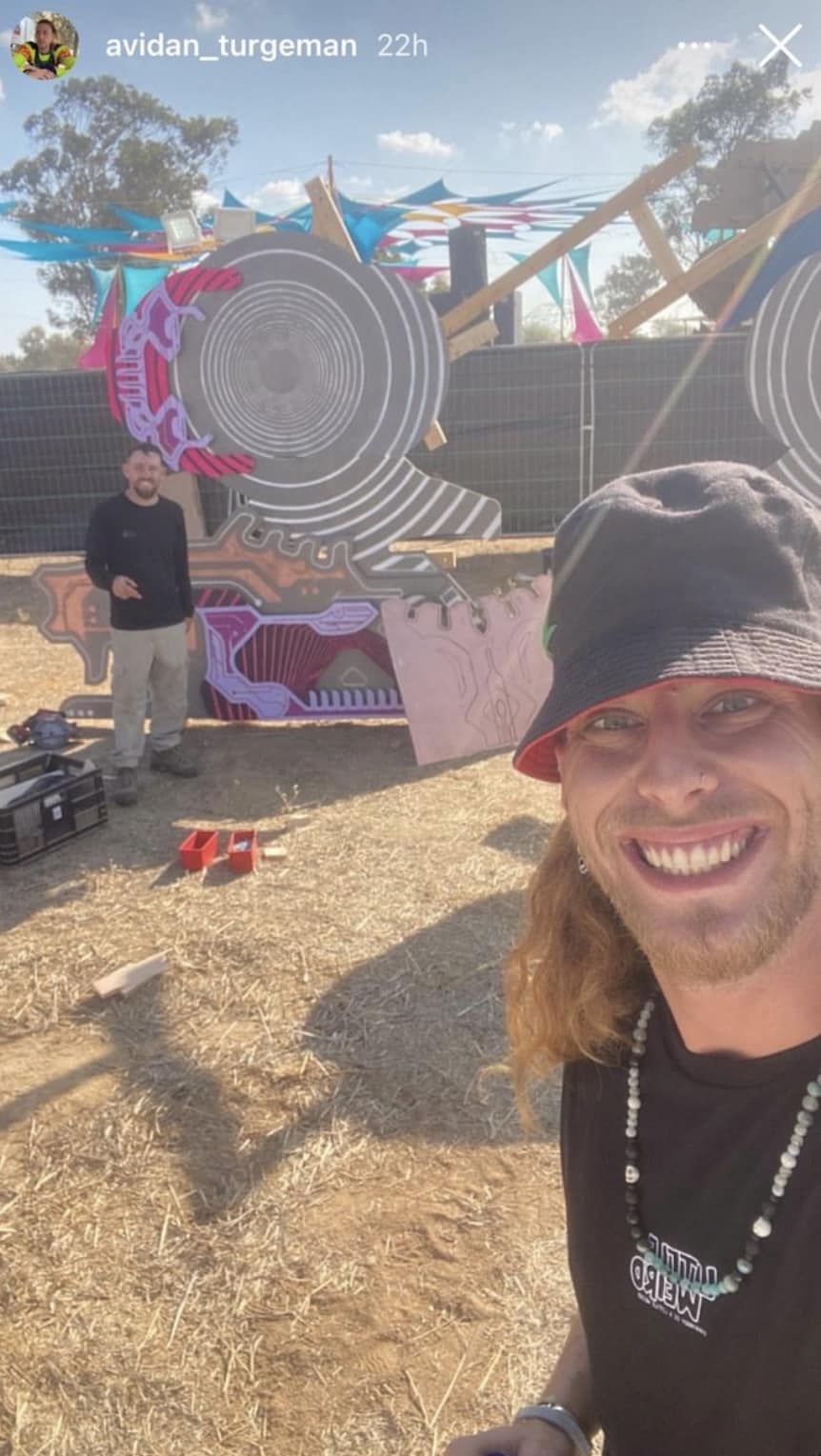 A screenshot of Avidan Turgeman's story with a friend at Nova Festival