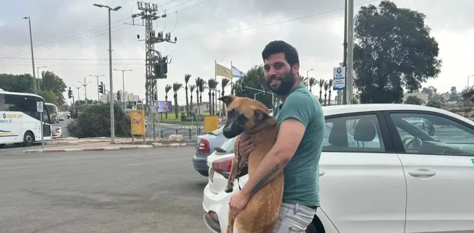 "My dog Kai saved me. Thanks to him, I survived 27 hours in the safe room."